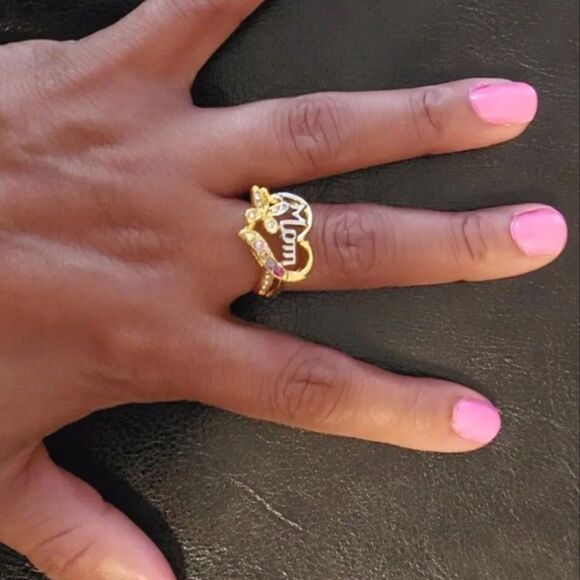 Perfect Ring for Mother's day - Picture 3 of 9